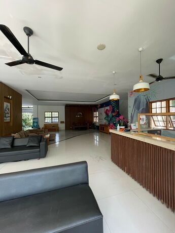 Imagen general del Hotel Central Inn, Senggigi. Foto 11
