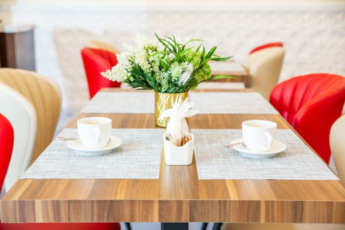 Imagen del bar/restaurante del Hotel Central Inn Souq Waqif. Foto 5