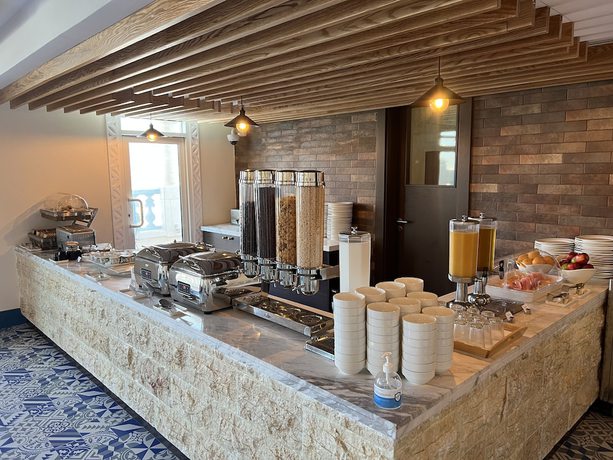 Imagen del bar/restaurante del Hotel Central Inn Souq Waqif. Foto 7