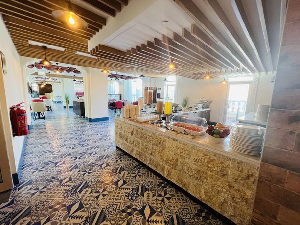 Imagen del bar/restaurante del Hotel Central Inn Souq Waqif. Foto 9