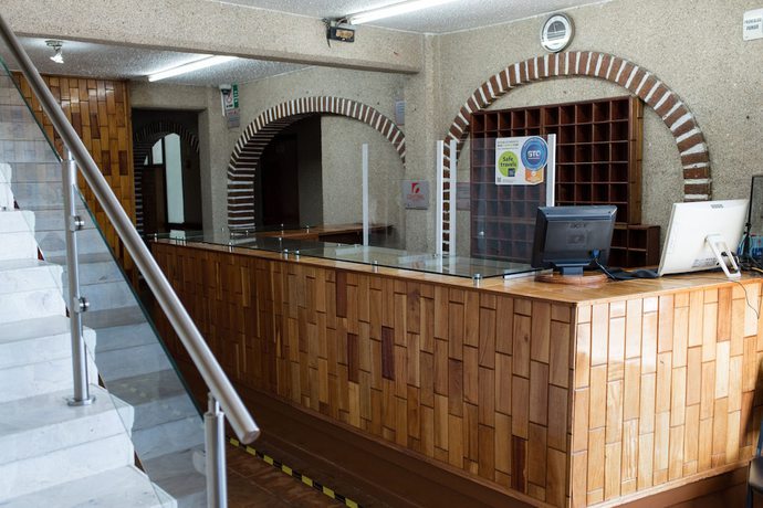 Imagen de los interiores del Hotel Central Irapuato. Foto 16