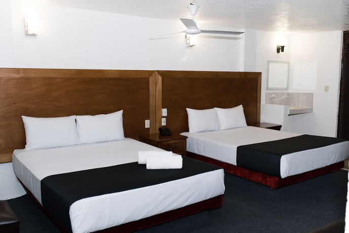 Imagen de la habitación del Hotel Central Irapuato. Foto 12