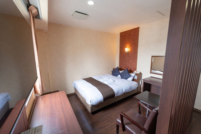 Imagen de la habitación del Hotel Central Isohara. Foto 5