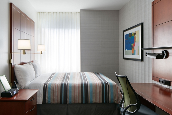 Imagen de la habitación del Hotel Central Loop. Foto 8