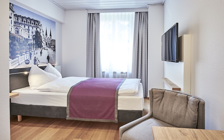 Imagen de la habitación del Hotel Central Luzern. Foto 7