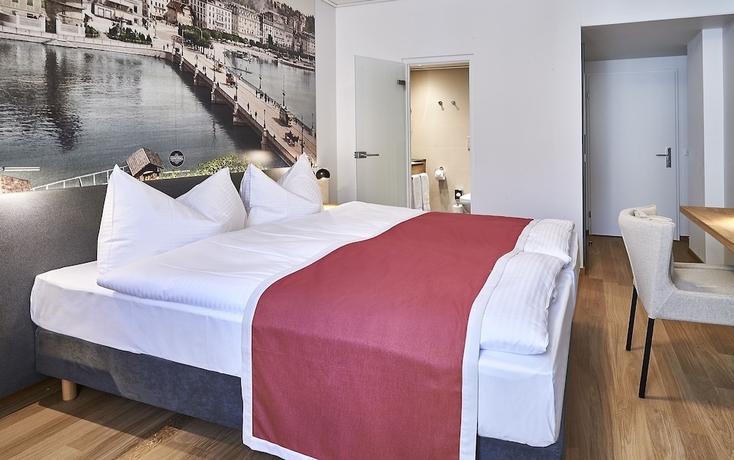 Imagen de la habitación del Hotel Central Luzern. Foto 12