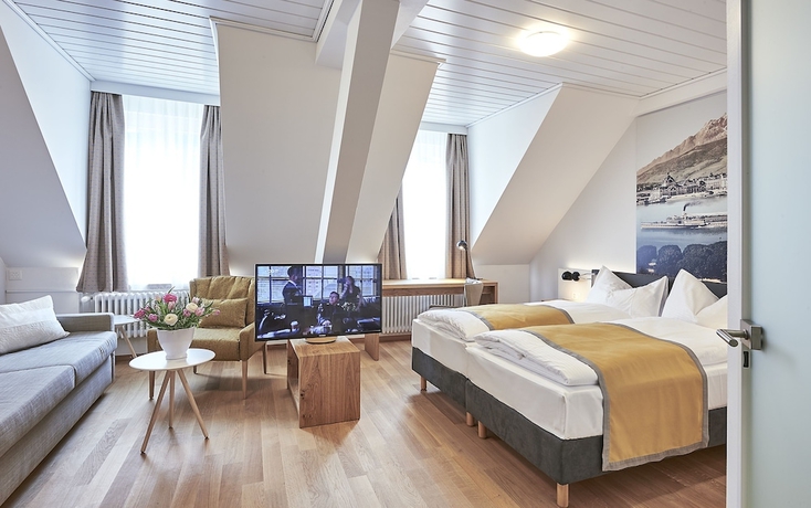 Imagen de la habitación del Hotel Central Luzern. Foto 15