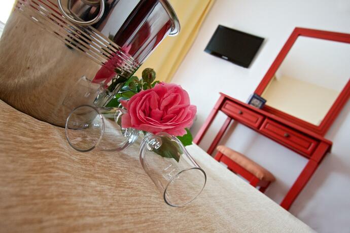 Imagen general del Hotel Central, MAMAIA. Foto 6