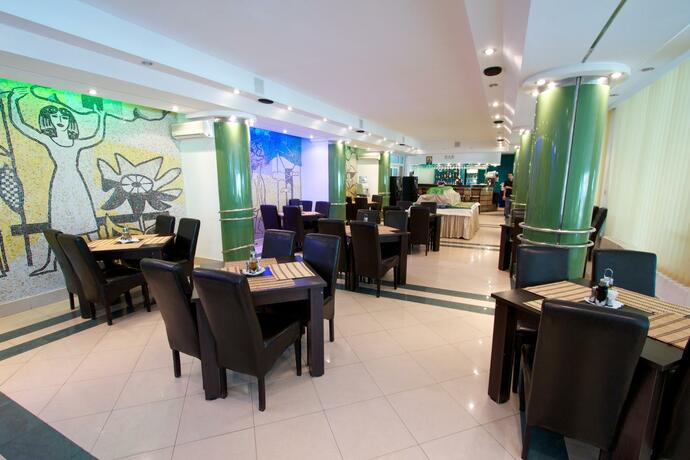 Imagen general del Hotel Central, MAMAIA. Foto 30