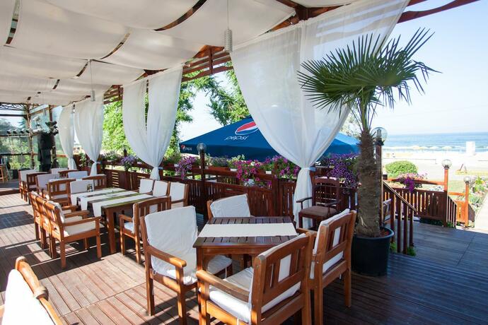 Imagen general del Hotel Central, MAMAIA. Foto 37