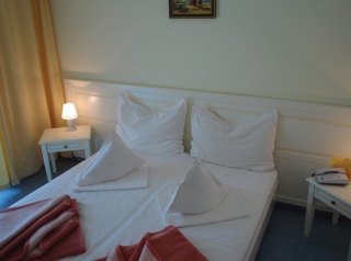 Imagen de la habitación del Hotel Central Mamaia. Foto 2