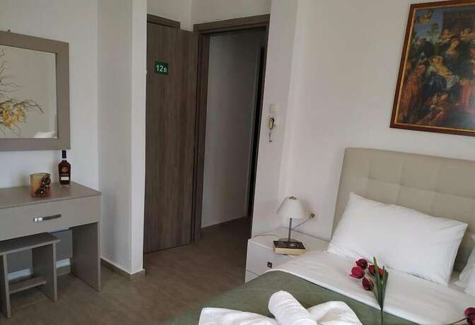 Imagen general del Hotel Central, Maras. Foto 4