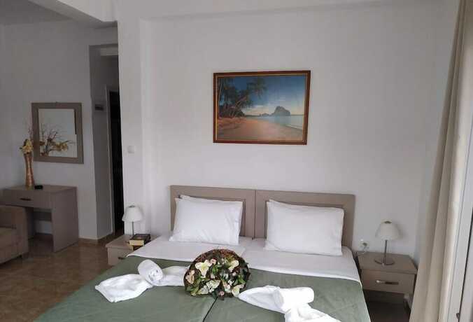 Imagen general del Hotel Central, Maras. Foto 11