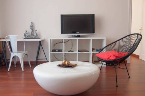 Imagen de la habitación del Hotel Central, Marbella. Foto 16