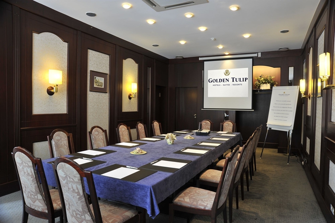 Imagen de los interiores del Hotel Central Molitor. Foto 13