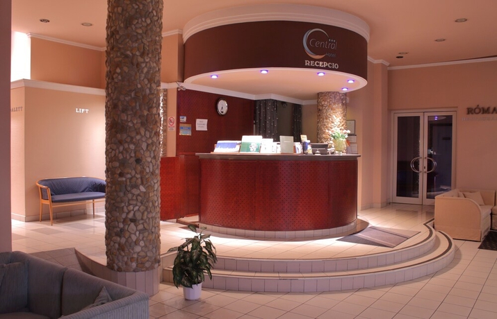 Imagen de los interiores del Hotel Central, NAGYKANIZSA. Foto 17