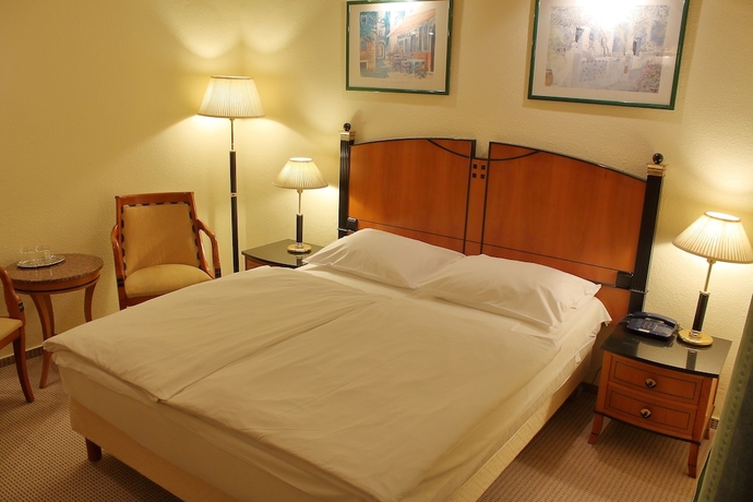 Imagen de la habitación del Hotel Central, NAGYKANIZSA. Foto 10