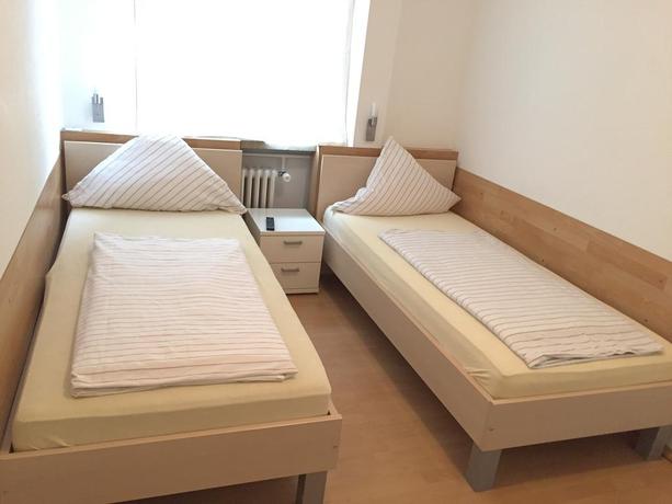 Imagen de la habitación del Hotel Central, Neu Isenburg. Foto 4