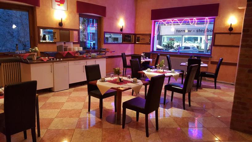 Imagen de los interiores del Hotel Central, Neu Isenburg. Foto 5