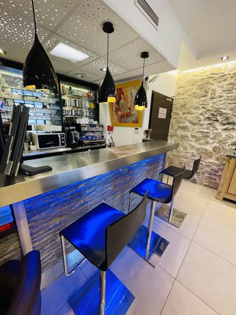 Imagen de los interiores del Hotel Central, Nimes. Foto 20