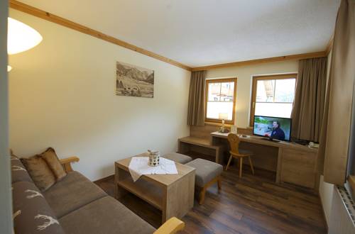Imagen de la habitación del Hotel Central, PERTISAU. Foto 14