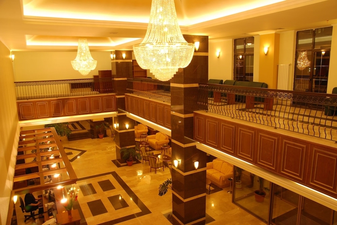 Imagen de los interiores del Hotel Central, PLOIESTI. Foto 16