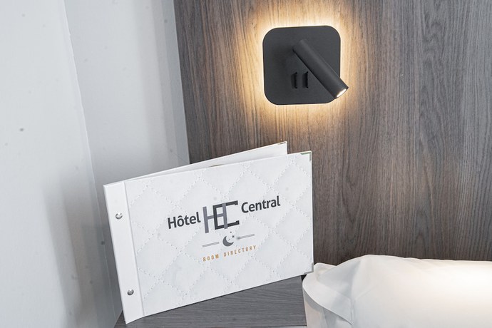 Imagen de la habitación del Hotel Central, POITIERS. Foto 18