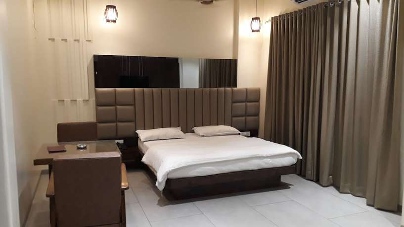 Imagen general del Hotel Central Park, Kalyan. Foto 1