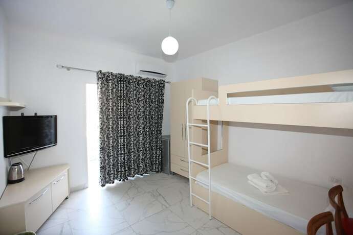Imagen de la habitación del Hotel Central Park Ksamil. Foto 13