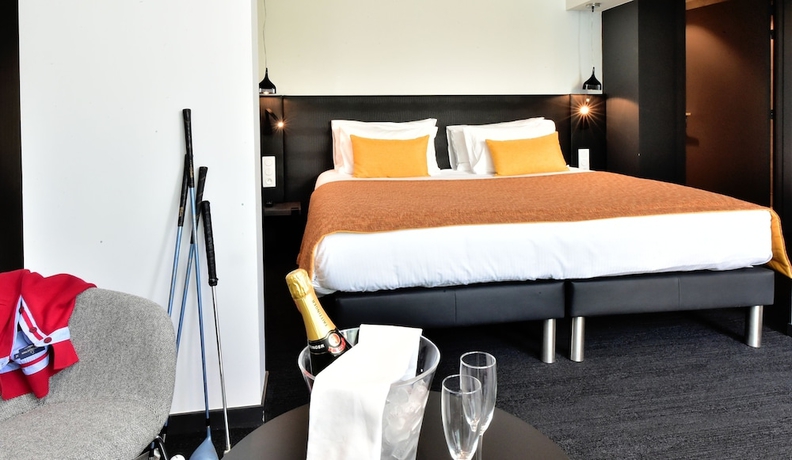 Imagen de la habitación del Hotel Central Park, LA ROCHELLE. Foto 3