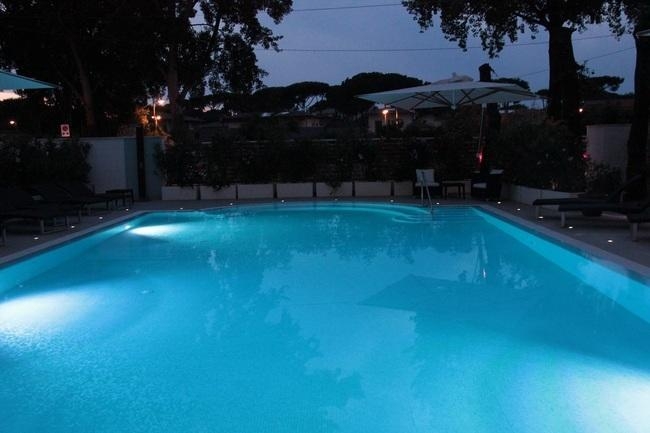 Imagen general del Hotel Central Park, Marina Di Pietrasanta. Foto 3