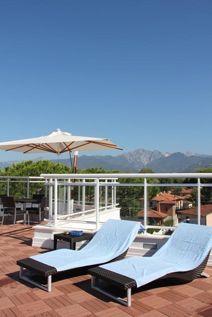 Imagen general del Hotel Central Park, Marina Di Pietrasanta. Foto 4