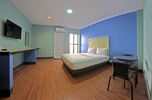 Imagen de la habitación del Hotel Central Park, SING BURI. Foto 4