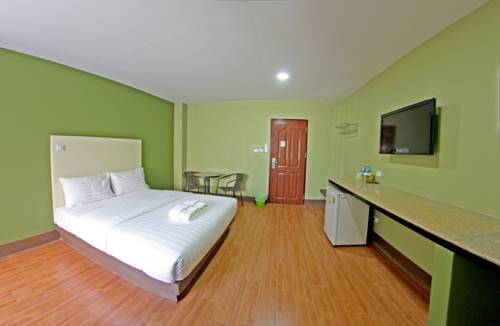 Imagen de la habitación del Hotel Central Park, SING BURI. Foto 9