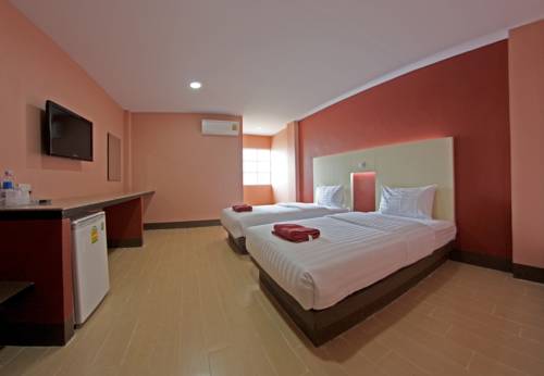 Imagen de la habitación del Hotel Central Park, SING BURI. Foto 14