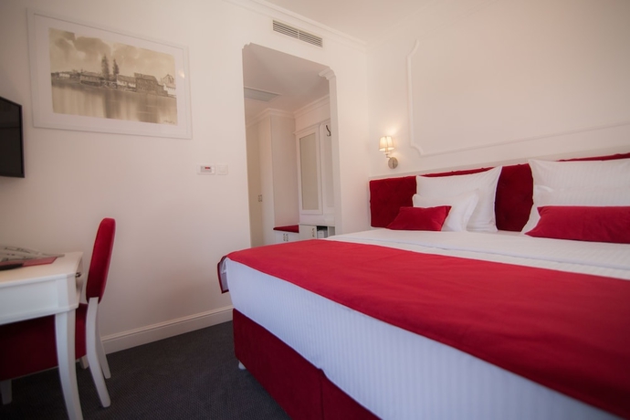 Imagen de la habitación del Hotel Central Park, Trebinje. Foto 5