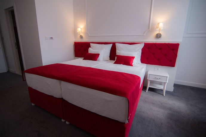 Imagen de la habitación del Hotel Central Park, Trebinje. Foto 9