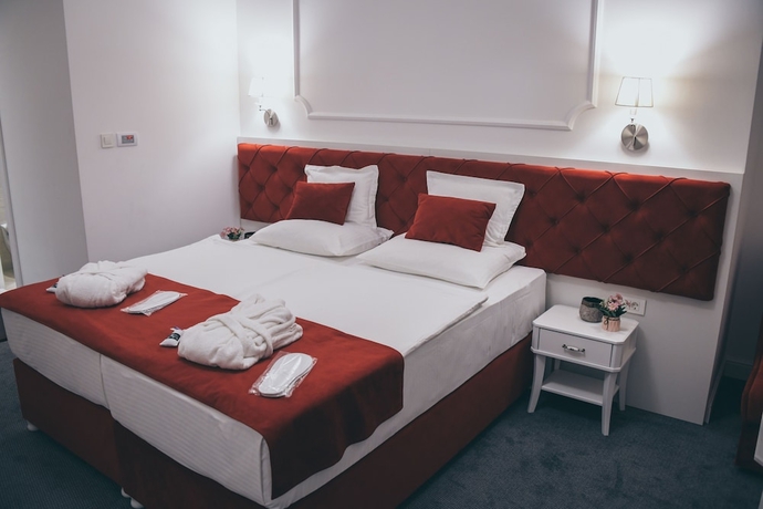 Imagen de la habitación del Hotel Central Park, Trebinje. Foto 12