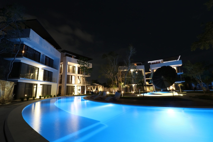Imagen de la piscina del Hotel Central Park Tulum. Foto 19