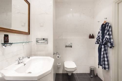 Imagen de la habitación del Hotel Central Park Voorburg. Foto 15