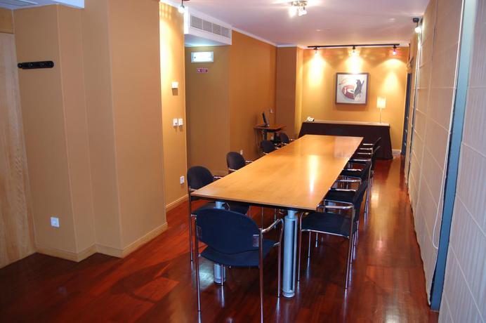 Imagen de los interiores del Hotel Central Parque, Maia. Foto 10