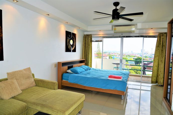 Imagen general del Hotel Central Pattaya Plaza Condotel. Foto 1