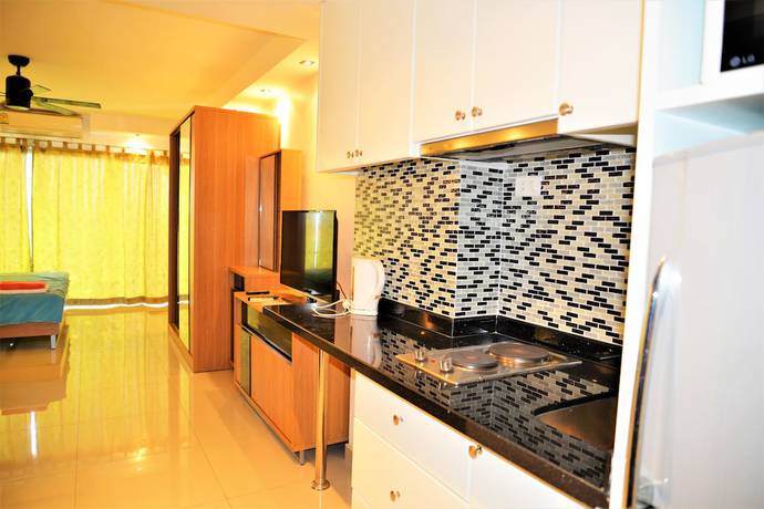 Imagen de la habitación del Hotel Central Pattaya Plaza Condotel. Foto 6