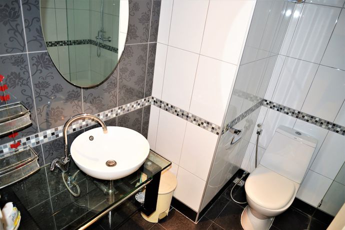 Imagen de la habitación del Hotel Central Pattaya Plaza Condotel. Foto 8