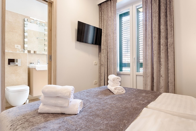 Imagen de la habitación del Hotel Central Pearl by Nono Ban. Foto 3