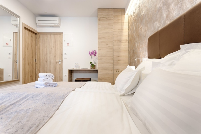 Imagen de la habitación del Hotel Central Pearl by Nono Ban. Foto 6