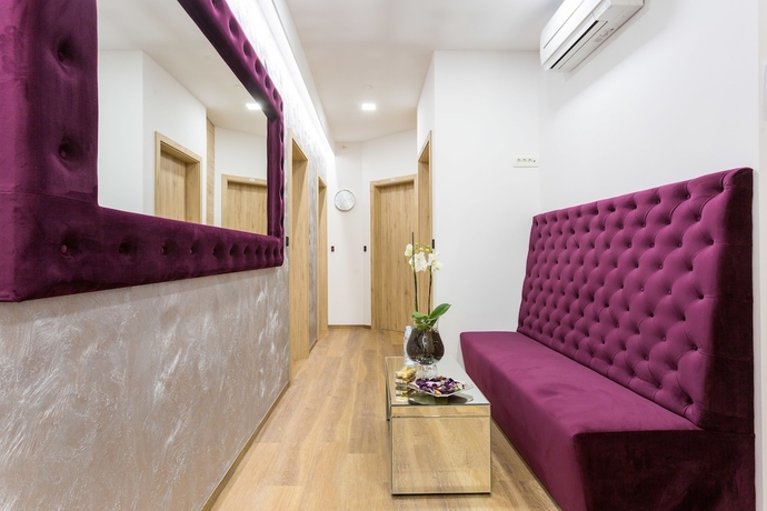 Imagen de los interiores del Hotel Central Pearl by Nono Ban. Foto 18