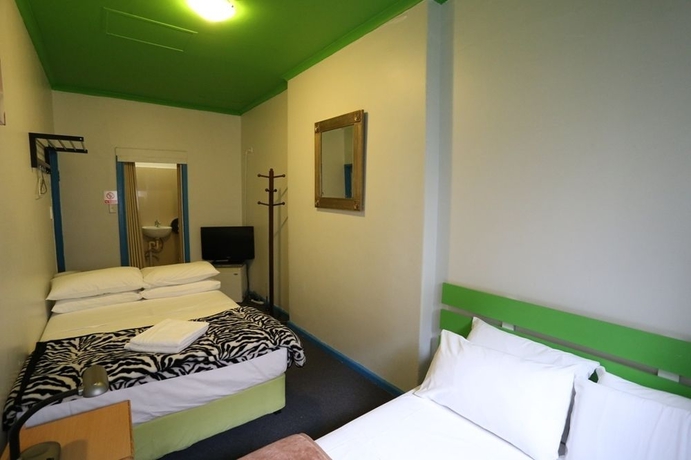 Imagen de la habitación del Hotel Central Perk Lodge. Foto 13