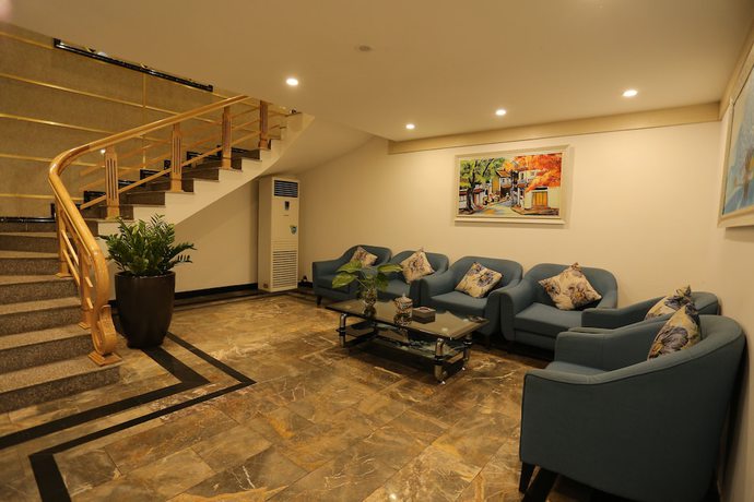 Imagen de los interiores del Hotel Central Phu Hung. Foto 19