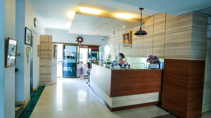 Imagen de los interiores del Hotel Central Place, Rayong. Foto 14